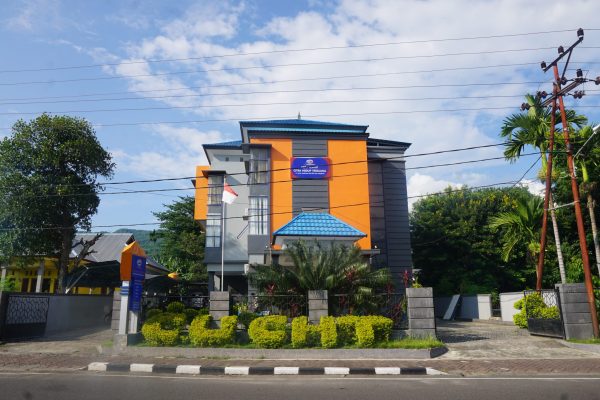 kantor cabang kalabahi dan kantor pusat kantor cabang kalabahi dan kantor pusat
